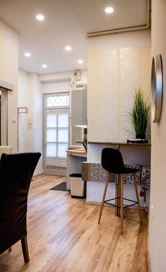 Molnar Apartment Cozy City Center Retreat For 2 Ac & Perfect Location! 부다페스트 외부 사진
