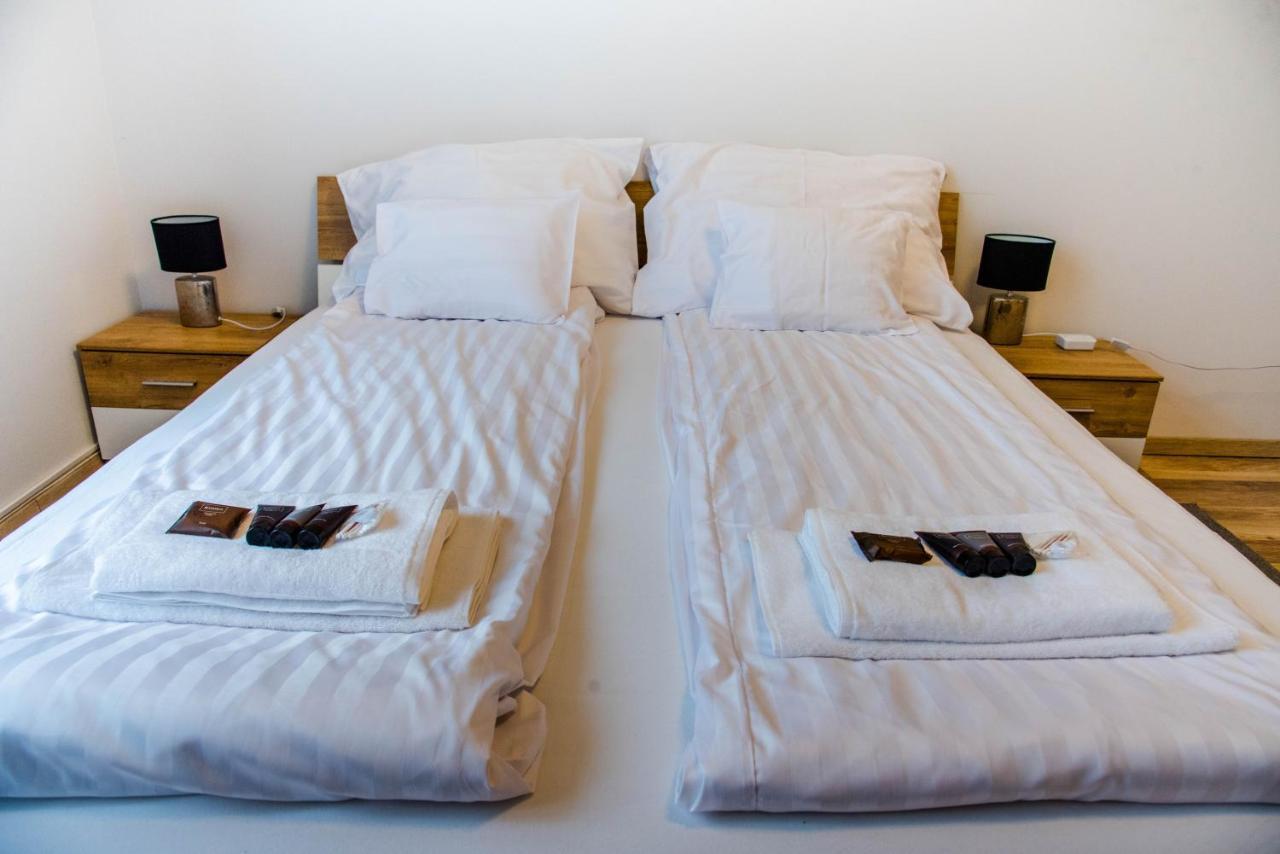 Molnar Apartment Cozy City Center Retreat For 2 Ac & Perfect Location! 부다페스트 외부 사진