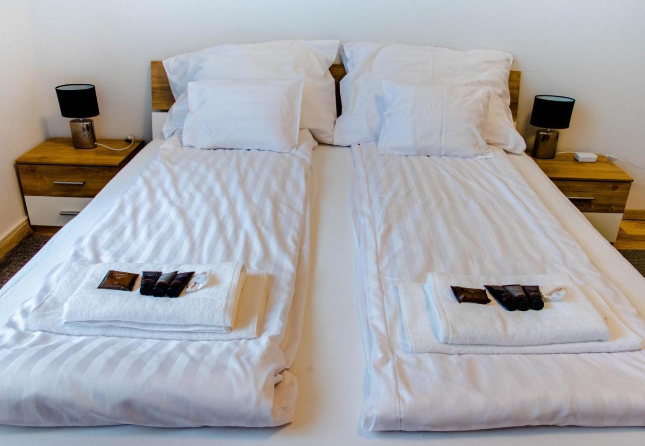 Molnar Apartment Cozy City Center Retreat For 2 Ac & Perfect Location! 부다페스트 외부 사진
